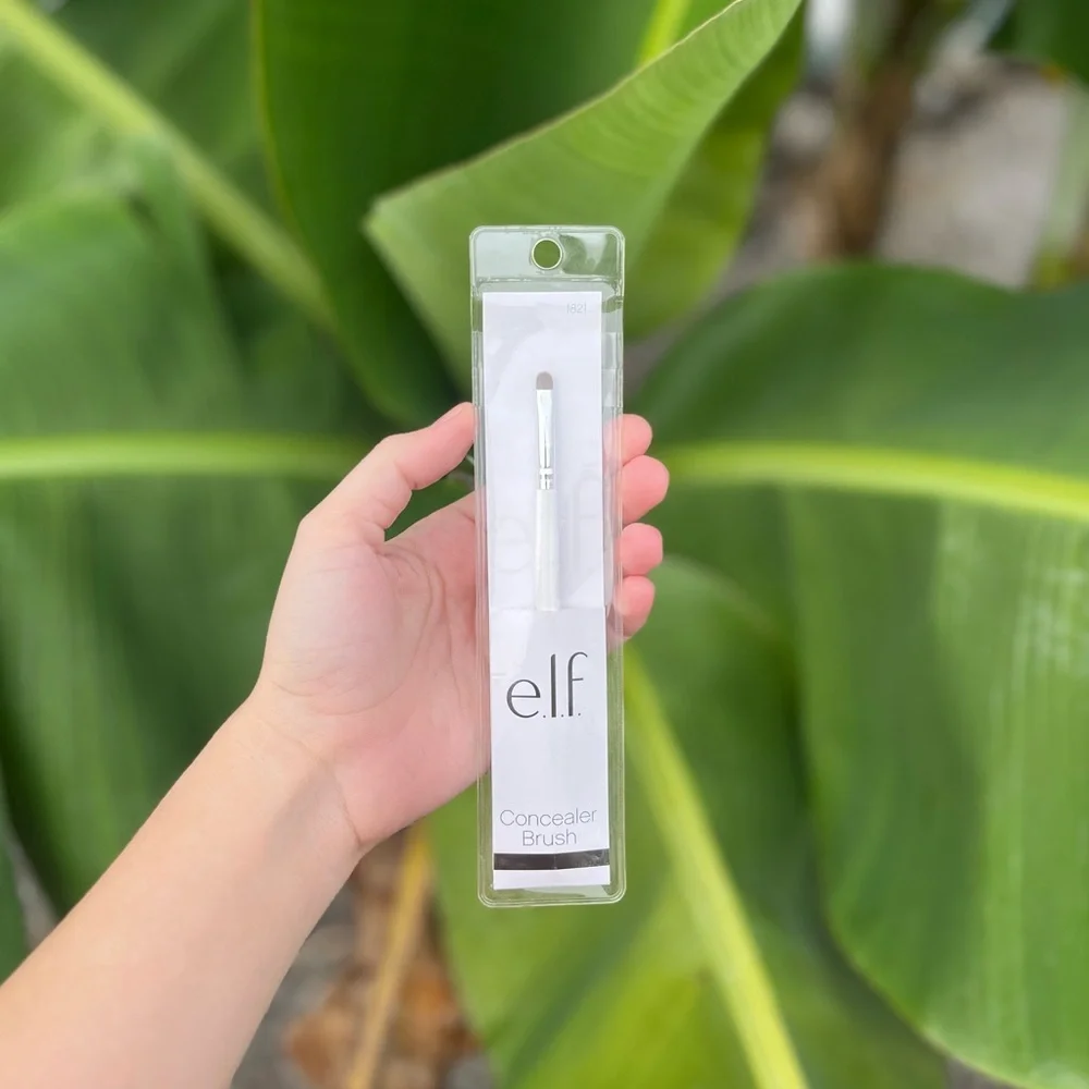 NEW e.l.f. Cosmetics Concealer Brush